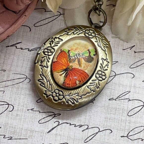 Bronze Easter Dragonfly Butterfly Mother’s Day Locket Necklace Pendant Wedding - Picture 9 of 15
